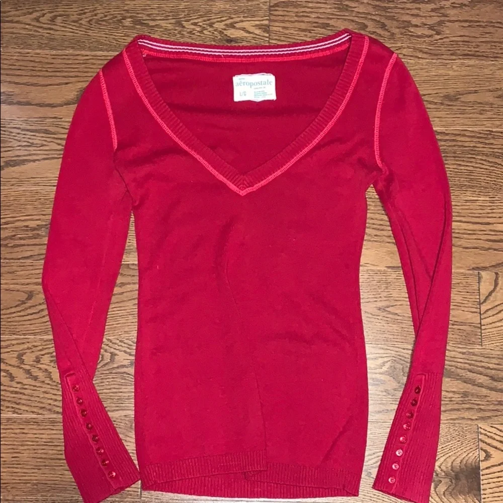 Red sweater - Picture 1 of 2